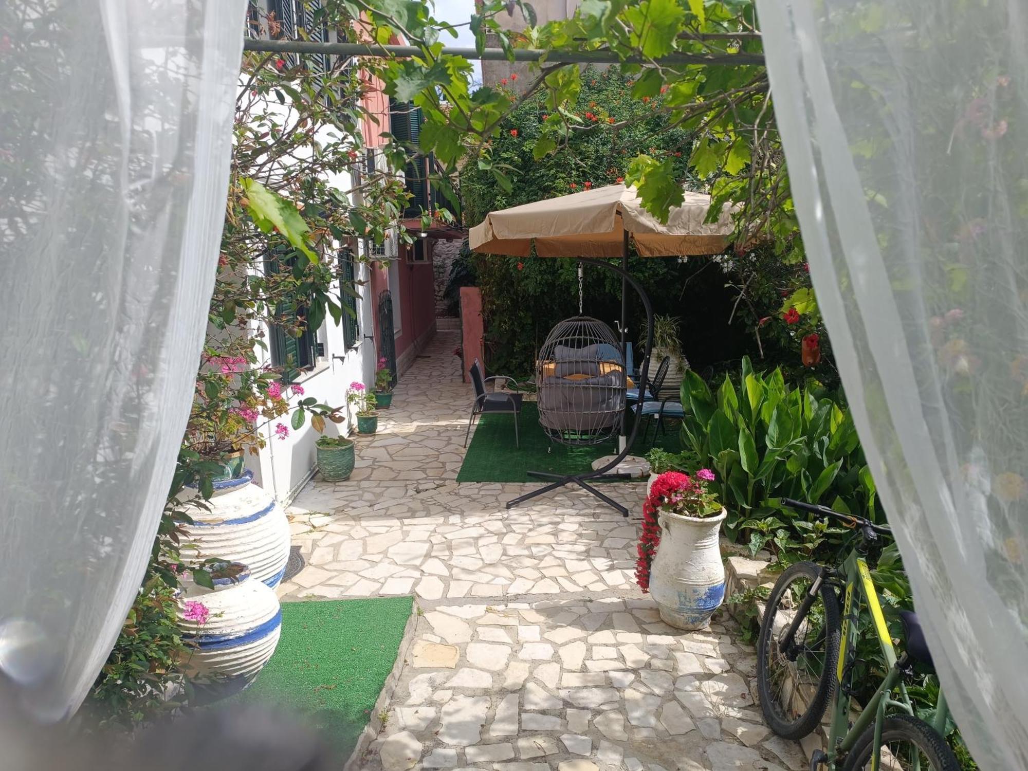 Garden Home Gaios Exterior photo